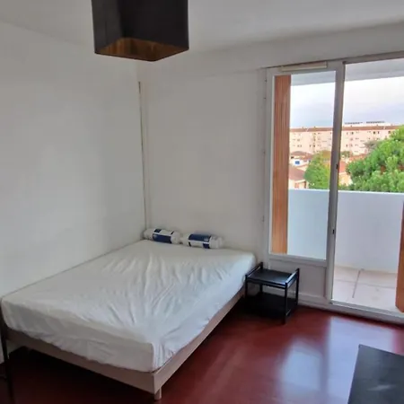 Apartment 90m 3chambres Arenes *